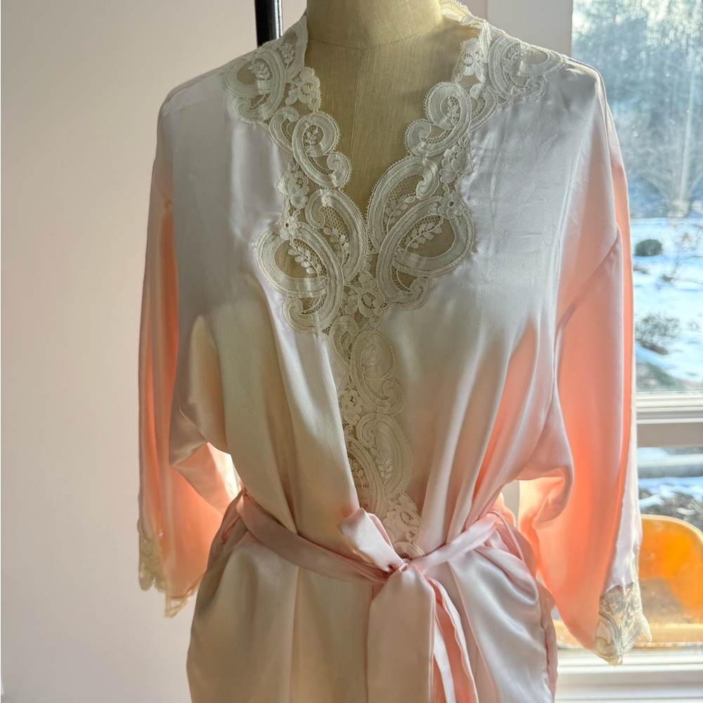 Vintage Rose Silk Lace Trim Robe S VINTAGE